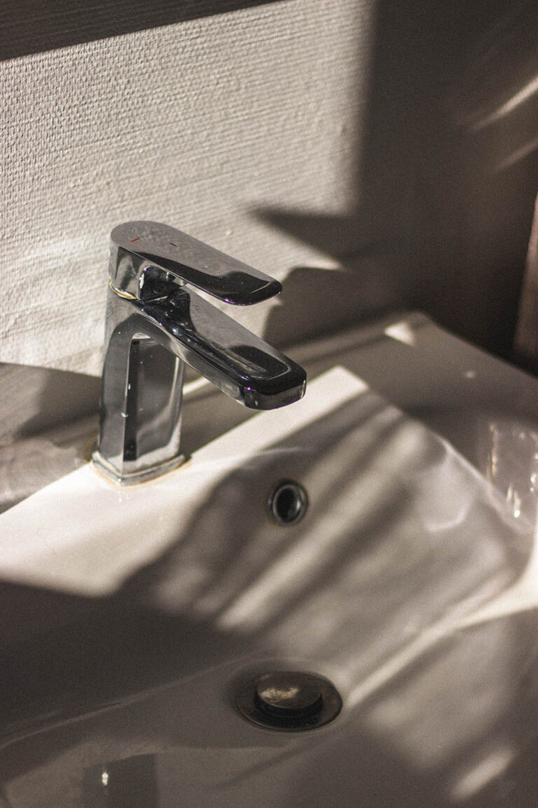 Local bathroom fitter in Southampton